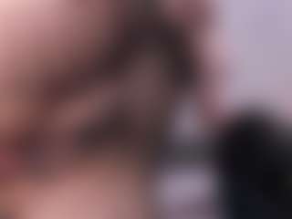 emma-white001's Live Sex Cam Show