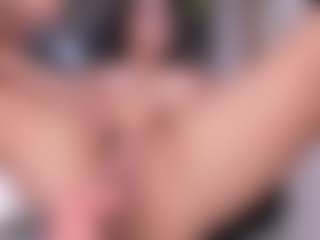 Live cam show with emma-white001 - Fingers on Fling VIP Chat