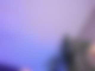 emma-white001's Live Sex Cam Show