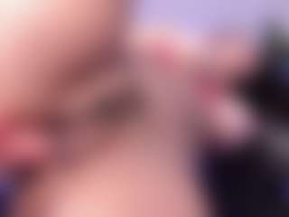 Live cam show with emma-white001 - Hairy Pussy on SmokeAndPoke