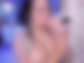emma-white001's Live Sex Cam Show