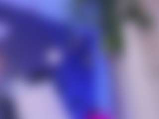 emma-white001's Live Sex Cam Show