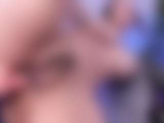 emma-white001's Live Sex Cam Show