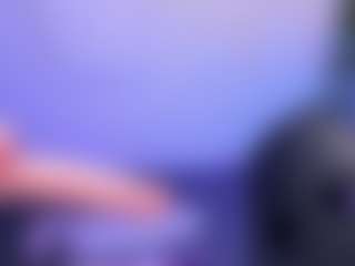 emma-white001's Live Sex Cam Show