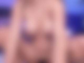 emma-white001's Live Sex Cam Show