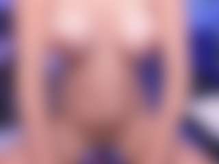 emma-white001's Live Sex Cam Show