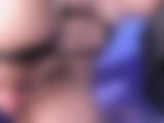 emma-white001's Live Sex Cam Show