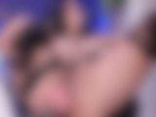 emma-white001's Live Sex Cam Show