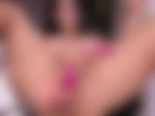 emma-white001's Live Sex Cam Show
