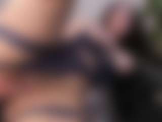 emma-white001's Live Sex Cam Show