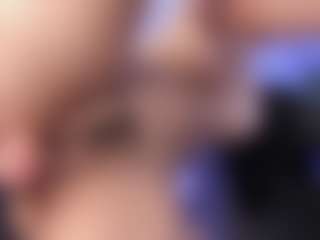Live cam show with emma-white001 - BBW on CamwithHer