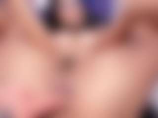 emma-white001's Live Sex Cam Show