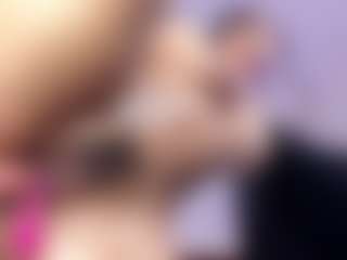 emma-white001's Live Sex Cam Show