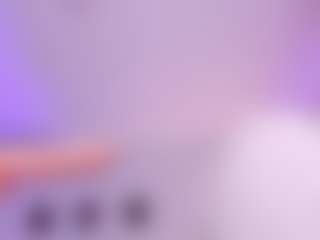 emma-white001's Live Sex Cam Show