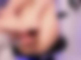 emma-white001's Live Sex Cam Show