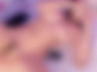 emma-white001's Live Sex Cam Show