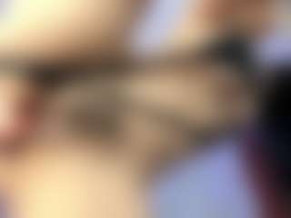 Live cam show with emma-white001 - Teen (18+) on Camsoda