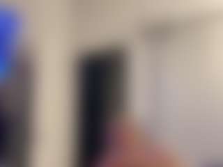 Live cam show with Kameron K - Mobile on Latina Girls