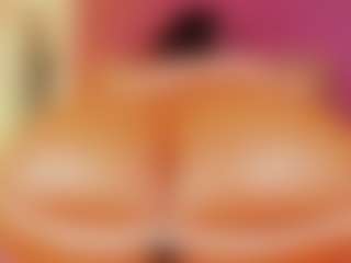 Live cam show with Pheyton-Hott - Brown Eyes on TeamSkeetLive