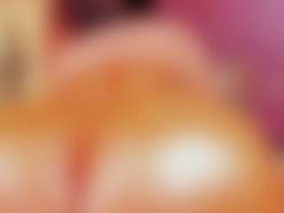 Live cam show with Pheyton-Hott - Brown Eyes on Mixed Magazine Live