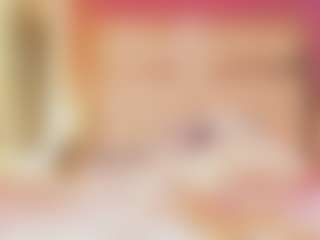 Live cam show with Pheyton-Hott - HD on Camsoda