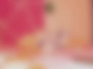 Live cam show with Pheyton-Hott - Cumshot on Camsoda