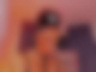 Show en direct avec Pheyton-Hott - Black Hair sur Camsoda