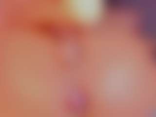 Live cam show with Pheyton-Hott - Brown Eyes on Camsoda