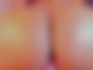 Live cam show with Pheyton-Hott - Tease on Camsoda