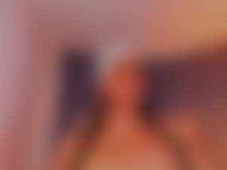 Live cam show with Pheyton-Hott - HD on Fit Hotties