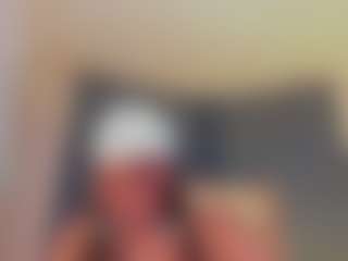 Live cam show with Pheyton-Hott - Brown Eyes on Soda Cam