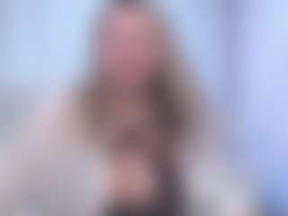 SallyVerda's Live Sex Cam Show