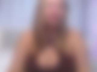 Live cam show with SallyVerda - Gray Eyes on Hubzter Live