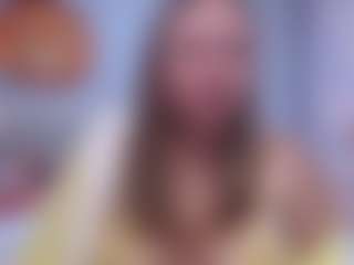 Live cam show with SallyVerda - Living Room on Soda Cam