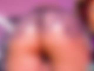 Live cam show with Ahytana - Average on Camsoda
