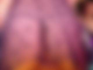 Ahytana MILF webcam performer live streaming