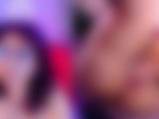 Live cam show with Ahytana - Granny Dildo on Hubzter Live