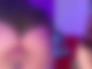 Ahytana MILF webcam performer live streaming