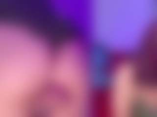 Live cam show with Ahytana - Average on Soda Cam