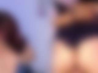 Live cam show with Ahytana - Bedroom on Milfs Live