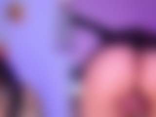 Live cam show with Ahytana - Bikini on dropp.cam