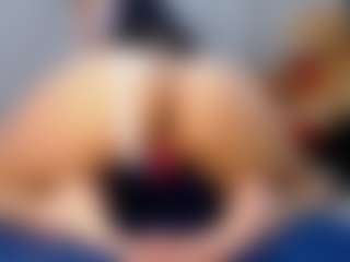 AnnaAlvarez's Live Sex Cam Show