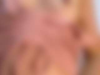 Live cam show with AnnaAlvarez - Teen (18+) on Camsoda