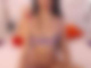 Live cam show with AnnaAlvarez - Curvy Teen (18+) on liverealitysex.com