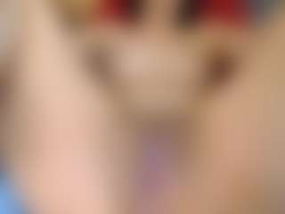 AnnaAlvarez's Live Sex Cam Show