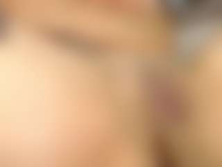 AnnaAlvarez's Live Sex Cam Show
