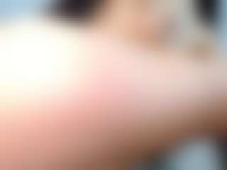 AnnaAlvarez's Live Sex Cam Show