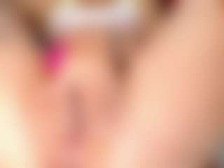 AnnaAlvarez's Live Sex Cam Show