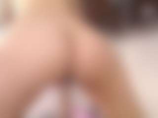 AnnaAlvarez's Live Sex Cam Show