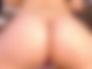 AnnaAlvarez's Live Sex Cam Show
